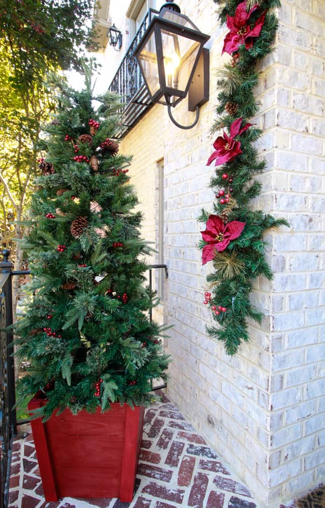 Holiday Tree Planter and Bringing Christmas to the Front Porch