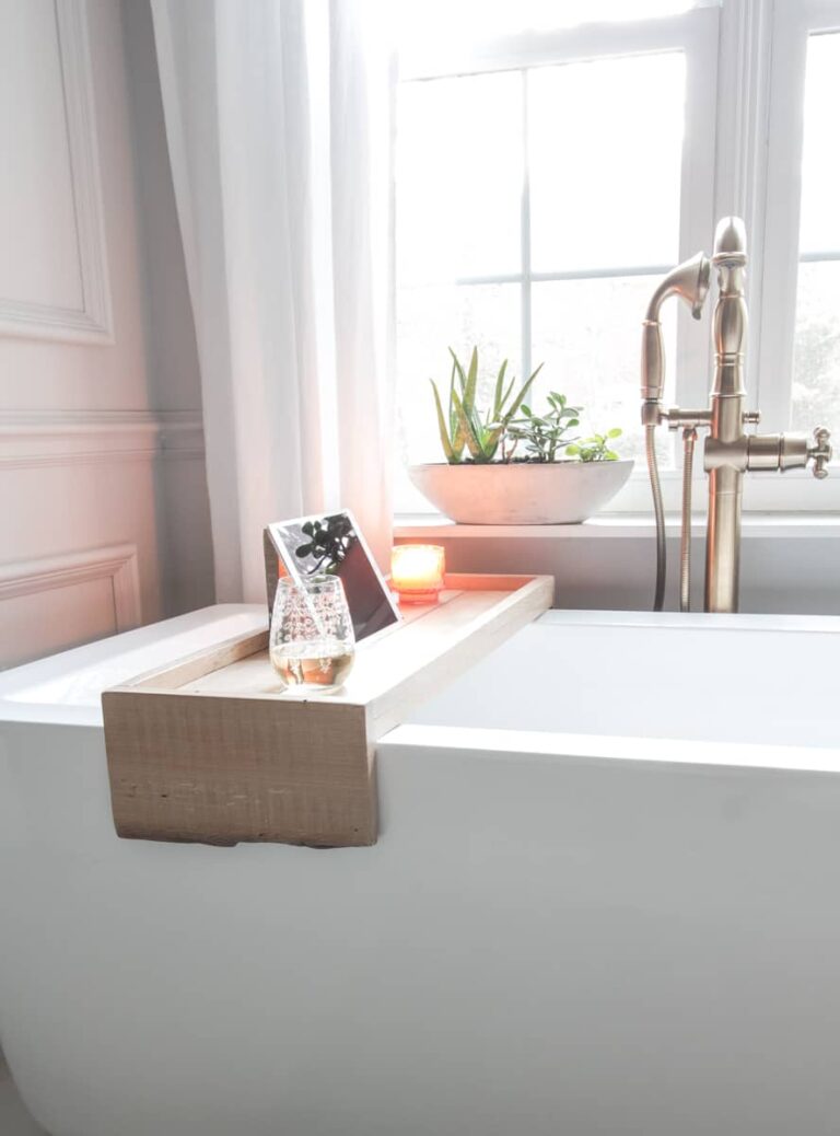 DIY Bathtub Tray with Reclaimed Wood