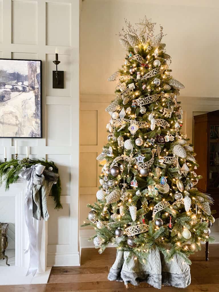Classic Christmas Home Tour | DeeplySouthernHome