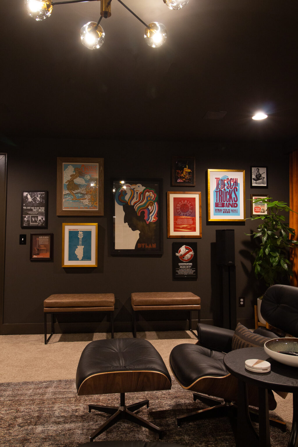 Listening Room Reveal for the One Room Challenge