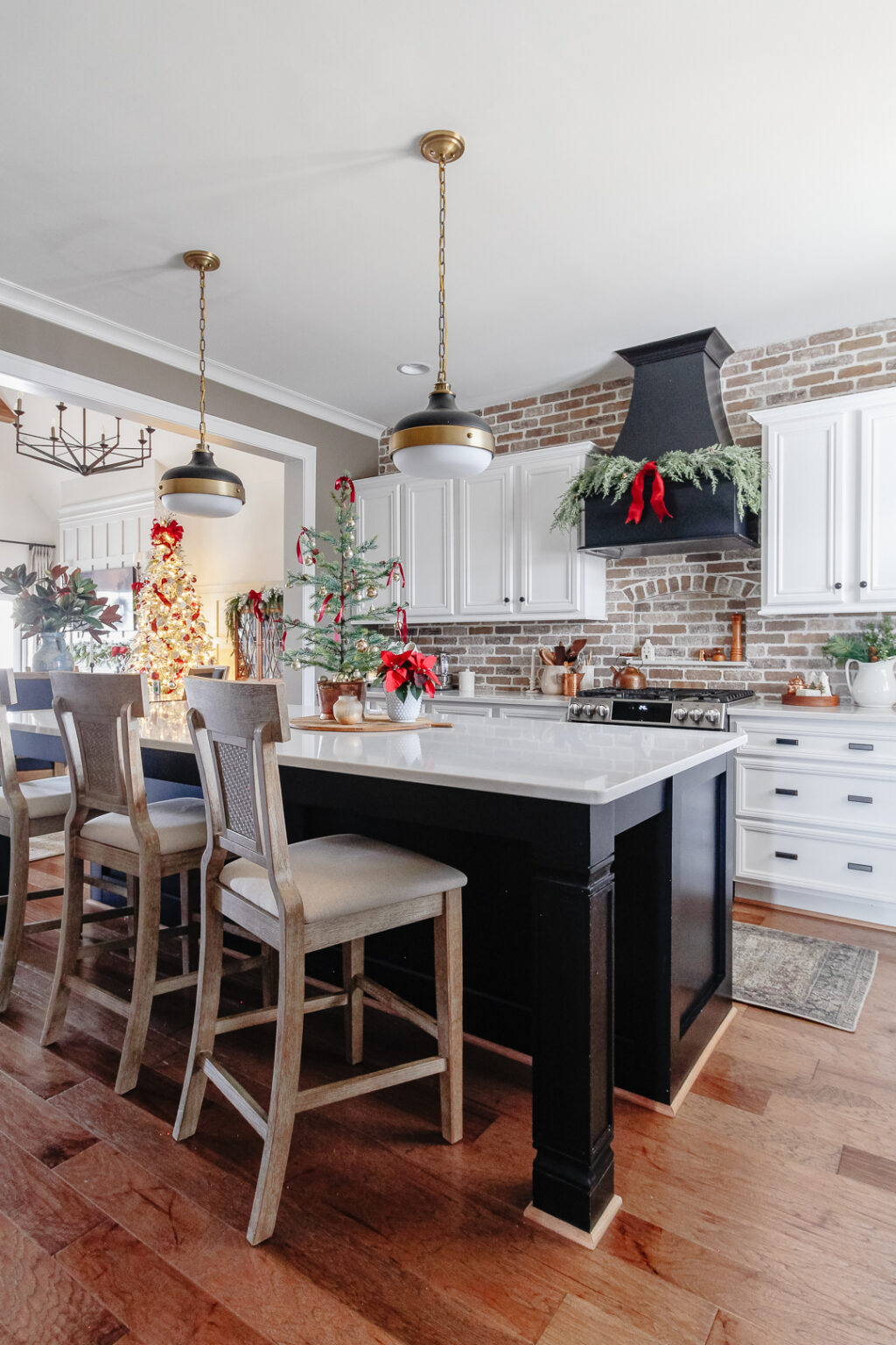 Simple Touches of Christmas in the Kitchen - Deeply Southern Home